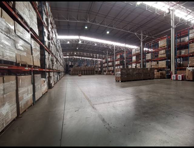 10,786M² FACTORY TO LET IN JET PARK